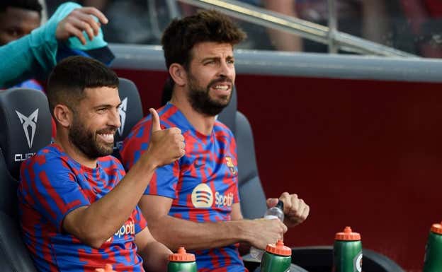 Piqué y Jordi Alba han perdido protagonismo esta temporada  AFP
