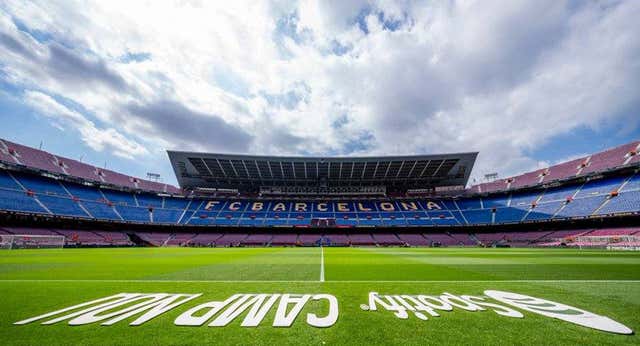 El Camp Nou se ‘desapalanca’