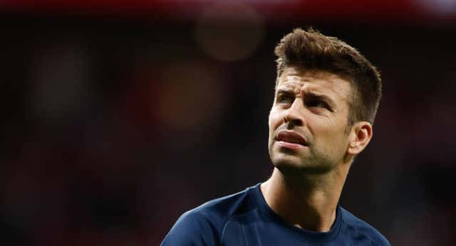 La fórmula del nuevo Piqué: discreción, menos poder en el vestuario y una promesa al club