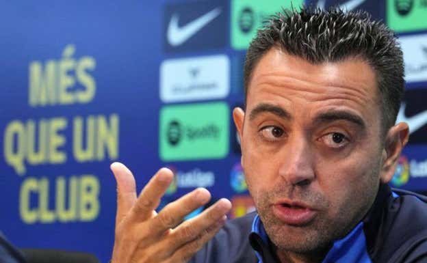 Xavi Hernández, en la sala de prensa.  EFE