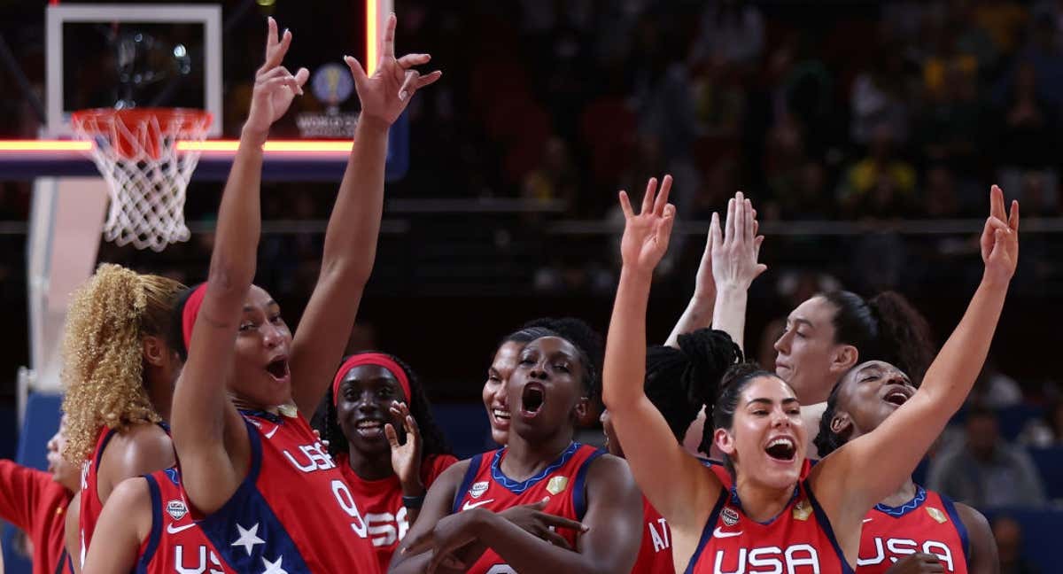 Las jugadoras de Estados Unidos celebran la victoria ante China en la final del Mundial. /getty images