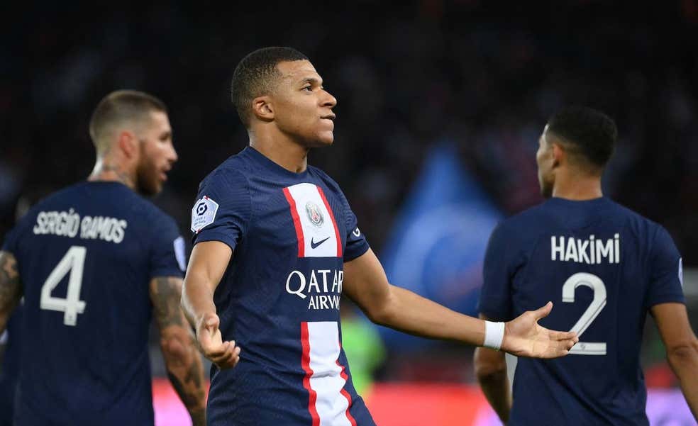 Mbappé rescata al PSG