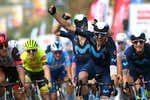 «Van a ser dos meses de estrés máximo»: así se fraguó la salvación de Movistar Team, desde dentro