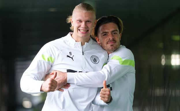 Haaland y Grealish, antes de un entrenamiento. Getty Images