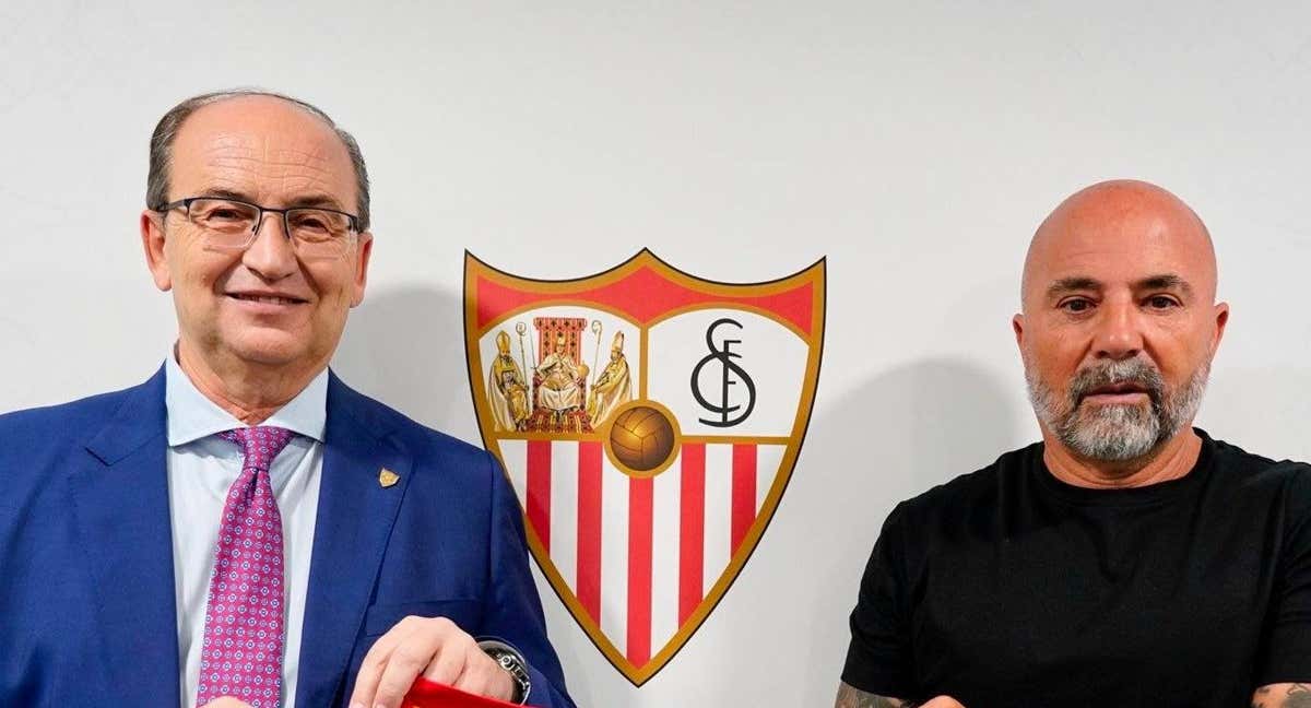 Sampaoli y Pepe Castro, presidente del Sevilla. /SEVILLA FC.