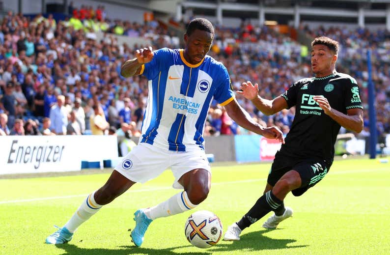 Un problema del corazón retira a Mwepu, futbolista del Brighton