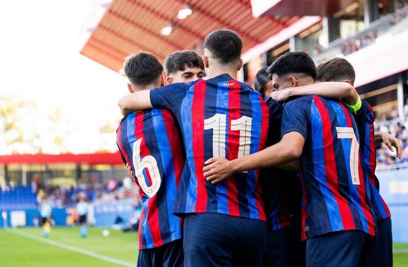 La Masia sí que cumple y se reivindica en Europa