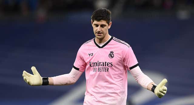 Courtois no se entrena y no jugará el Clásico contra el Barcelona