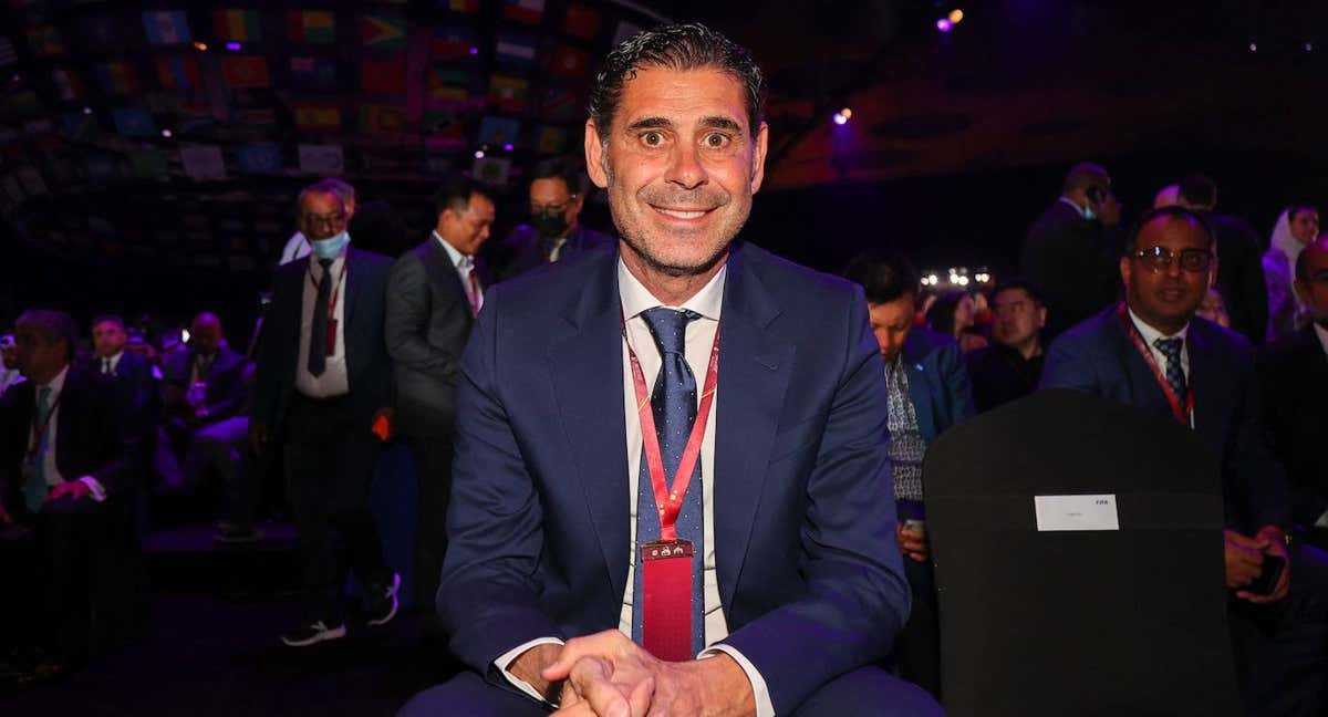 Fernando Hierro, durante el sorteo del Mundial 2022 en Catar.