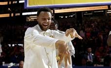 Los Warriors, campeones en la cancha… y en el banco