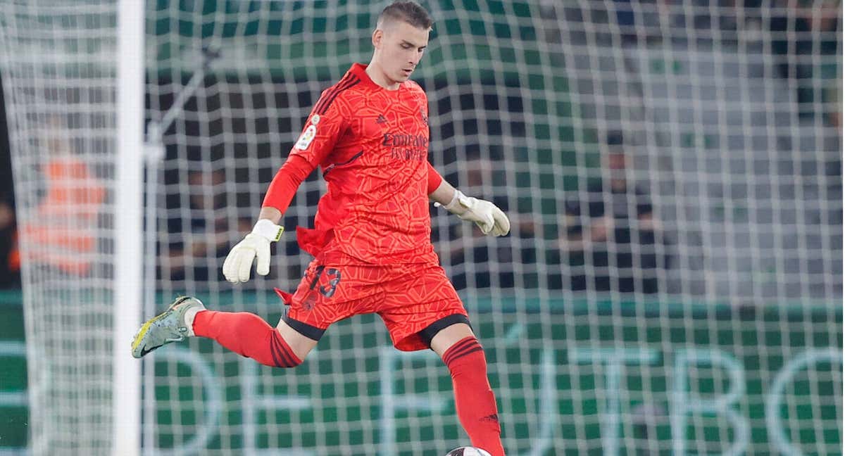 Lunin se hace visible | Relevo