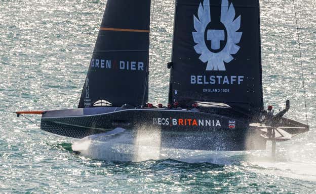 El Ineos de la 36ª edición.  AMERICA'S CUP