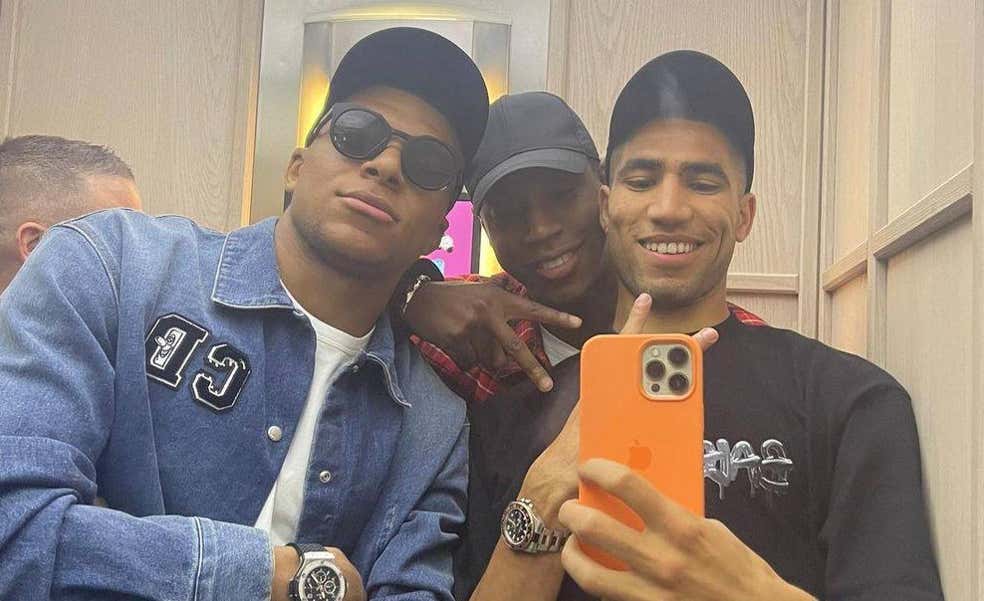 Dentro del negocio de las redes sociales de los futbolistas: «Algunos te entregan las llaves»