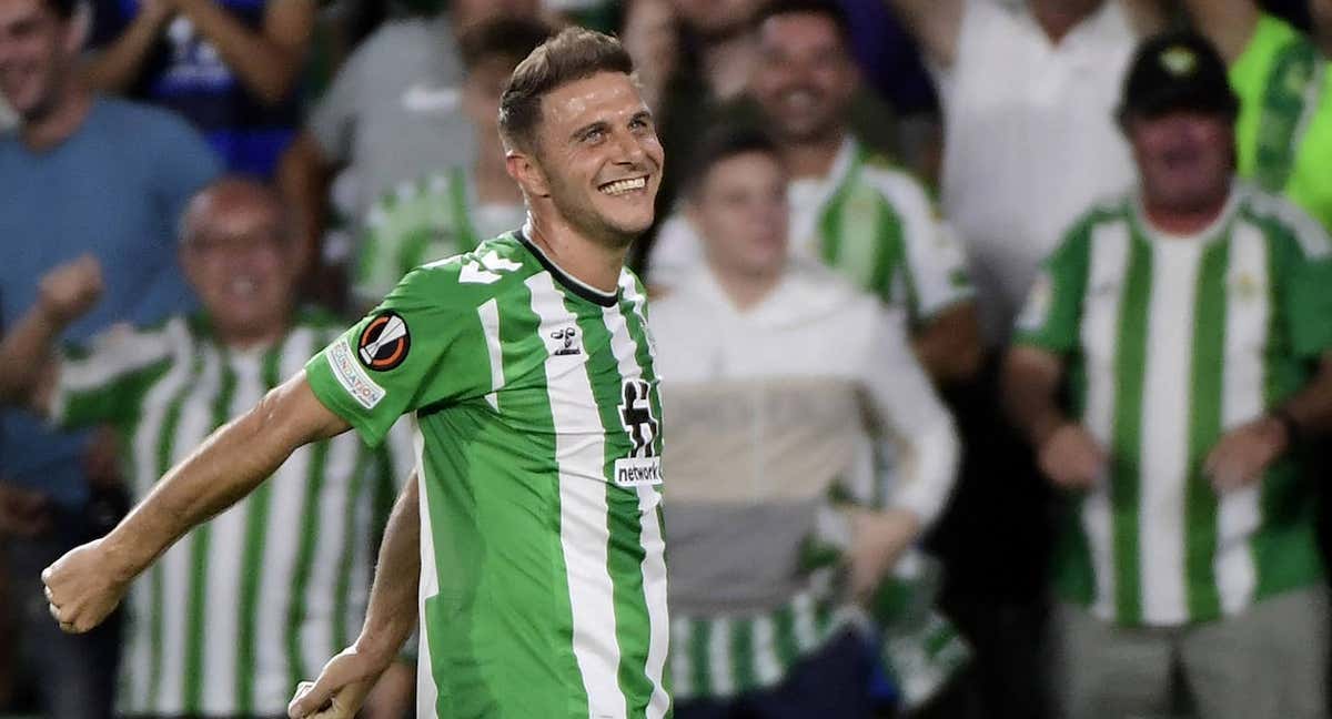 Joaquín, sonriente, tras marcar el gol ante el Ludogorets en Heliópolis.