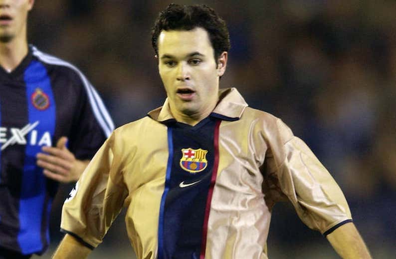 Se cumplen 20 años del debut de Iniesta: “Fue un día mágico y especial”
