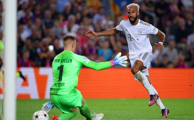 El camerunés también marcó en su visita al Camp Nou.  GETTY