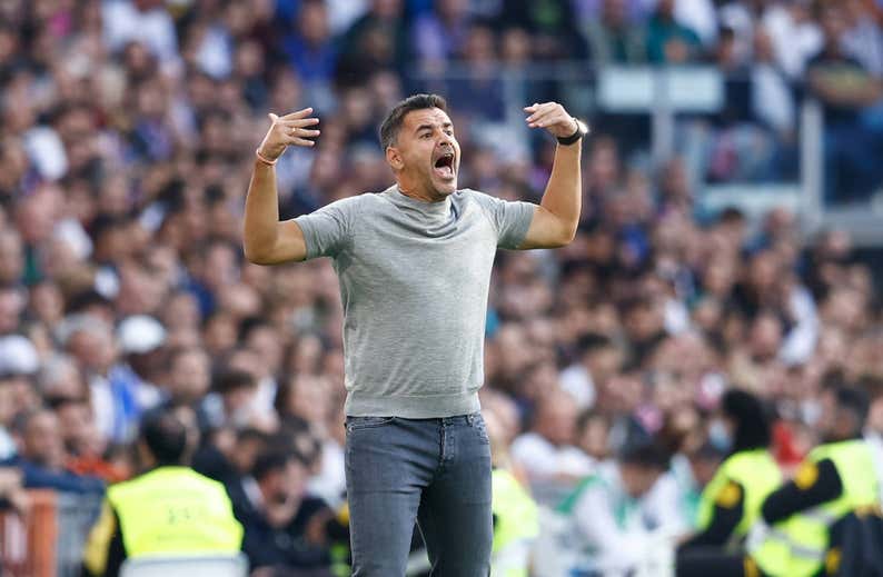 Setién no aprueba en San Mamés y Míchel se doctora en el Bernabéu
