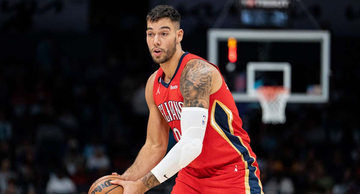 Willy Hernangómez durante el partido ante los Suns esta temporada./GETTY IMAGES