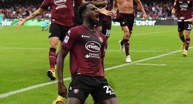 El flechazo entre Dia y la Salernitana del que puede sacar rédito el Villarreal