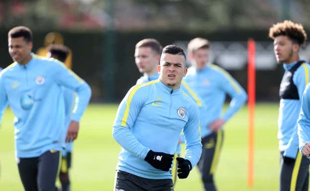 Nmecha (izquierda), Lorenzo (centro) y Sancho (derecha) en un entrenamiento. Getty Images