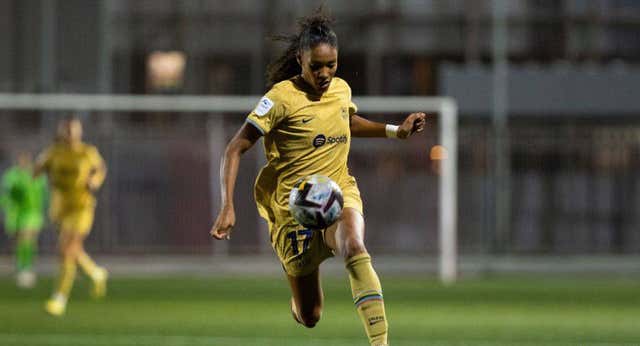 Salma Paralluelo… y a pensar en el Real Madrid