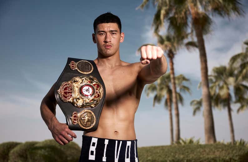 Bivol pone a otro mexicano en la mira tras batir a Canelo