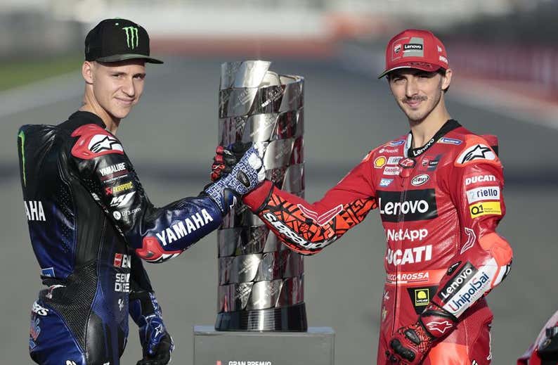 Bagnaia: «Me está costando comer desde el jueves»