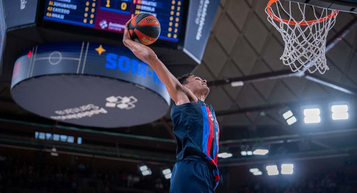 Oscar Da Silva machaca el aro ante el Basquet Girona/ acb Photo - S.Gordon