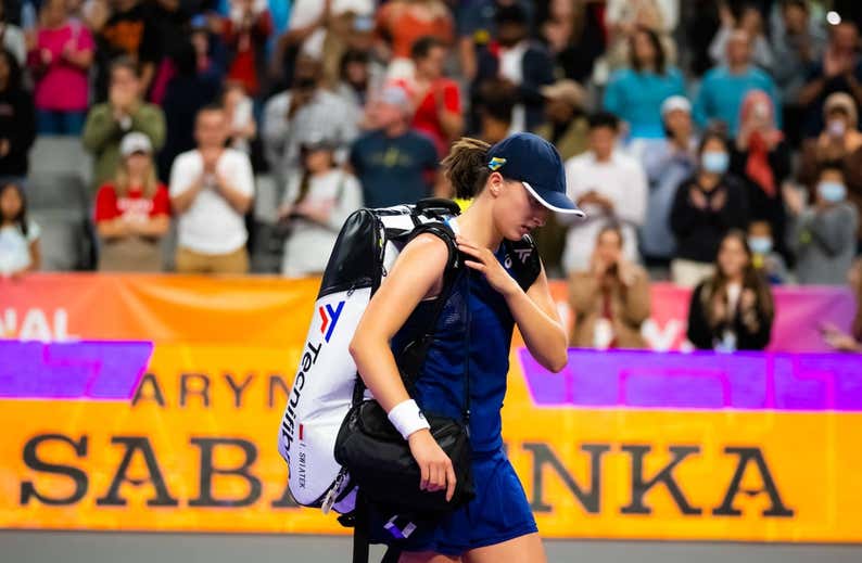 Sabalenka deja sin broche de oro la temporada de ensueño de Iga Swiatek