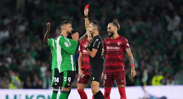 Contexto y razones del gran incremento de tarjetas en LaLiga