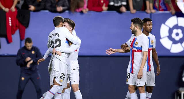 Este Barça sabe catar el liderato
