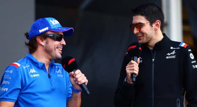 Ocon: “Alonso es un animal; va 300% al límite’
