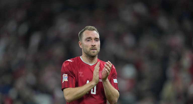 Eriksen, en un partido con Dinamarca.