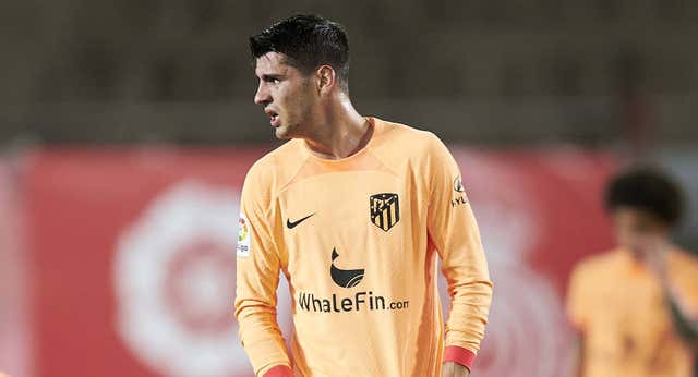 Morata se lesiona en la cadera, pero no peligra el Mundial; Reguilón, hospitalizado