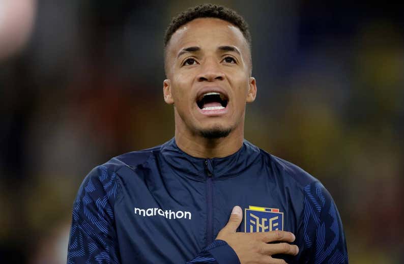 Ecuador tiene que decidir: Byron Castillo, sí o no