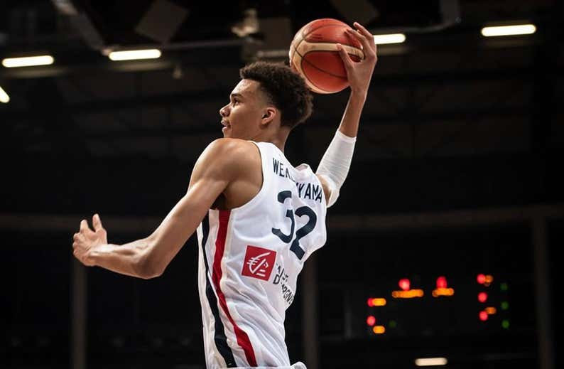 Victor Wembanyama ya asombra con Francia y le comparan con Sabonis