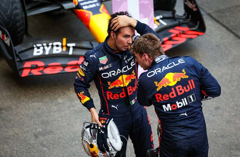 ¿Por qué Verstappen se la tenía guardada a Checo Pérez?