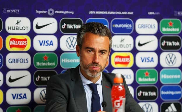 Jorge Vilda en rueda de prensa tras perder ante Inglaterra en cuartos de final de la Eurocopa.  Getty Images