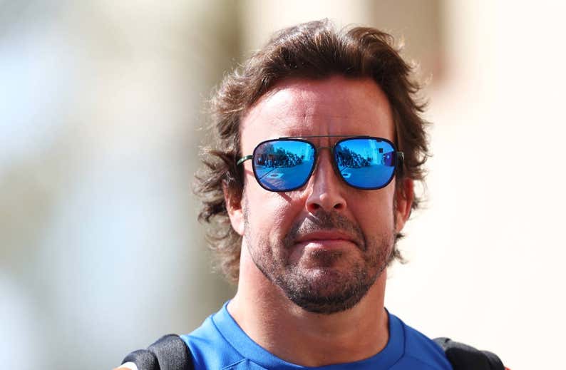 Alonso todavía sueña con su tercer Mundial, pero no en 2023
