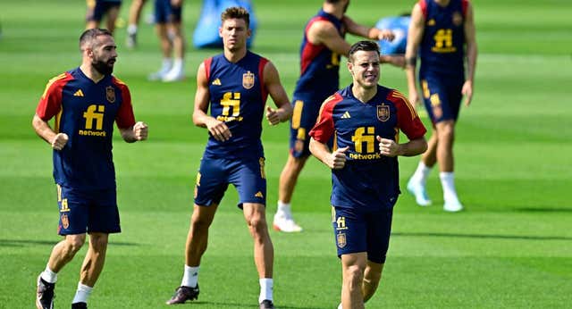 Azpilicueta: «Seguro que Luis Enrique sigue dando espectáculo en Twitch»