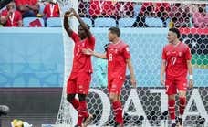 A Embolo le duele el gol: primer jugador que le marca a su país de nacimiento
