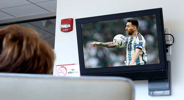 «Mi hijo no se acuerda del dolor pero sí de cuando se sentó en el sillón de Luis Enrique»