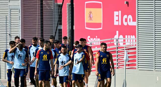 Luis Enrique abre el búnker a las familias