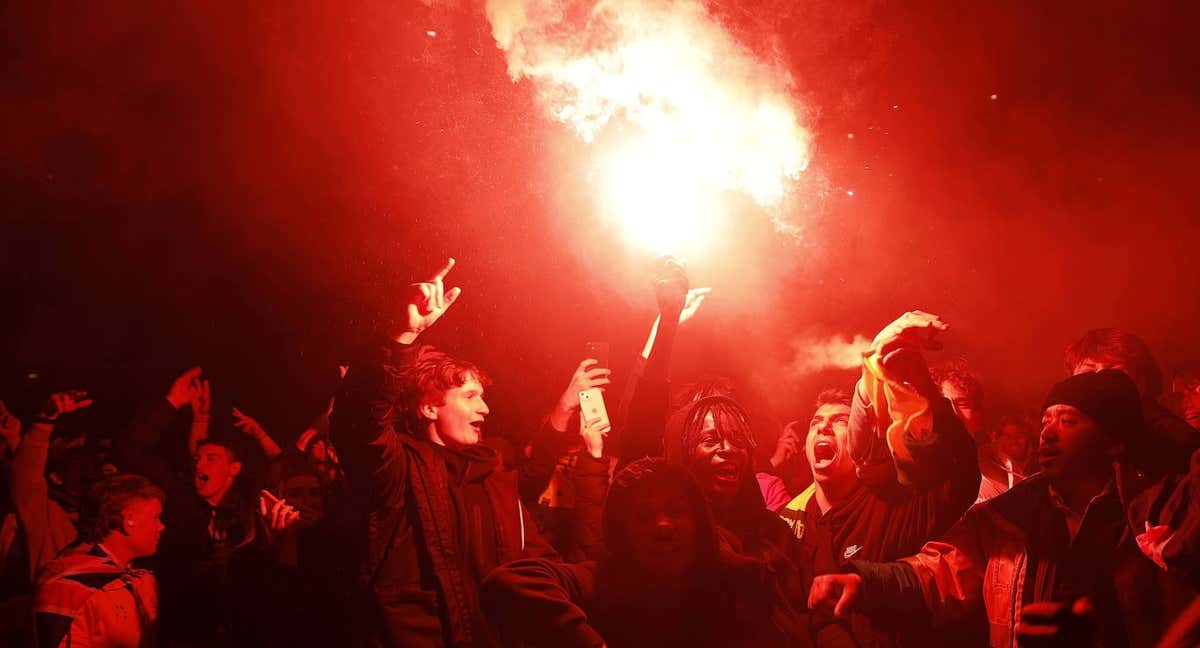 Los australianos celebran el pase a los octavos de final./AFP