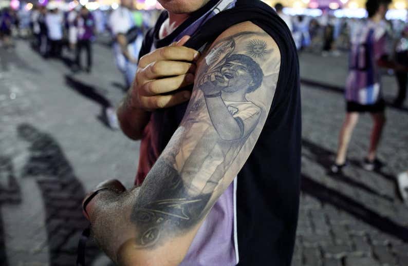 Así son los tatuajes de la afición Argentina en Catar