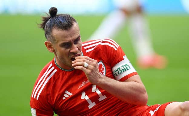 Gareth Bale se duele de un golpe en la boca REUTERS