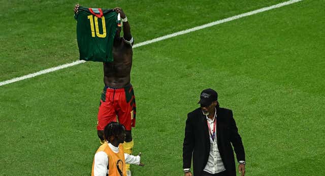 Brasil pierde con un africano por primera vez en un Mundial