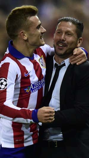 Griezmann y Simeone, en la primera etapa del francés en el Atlético en el año 2015.  REUTERS