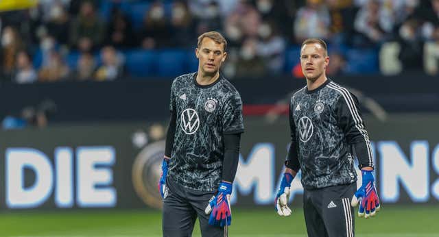 Más paciencia para Ter Stegen: Neuer no se rinde aún
