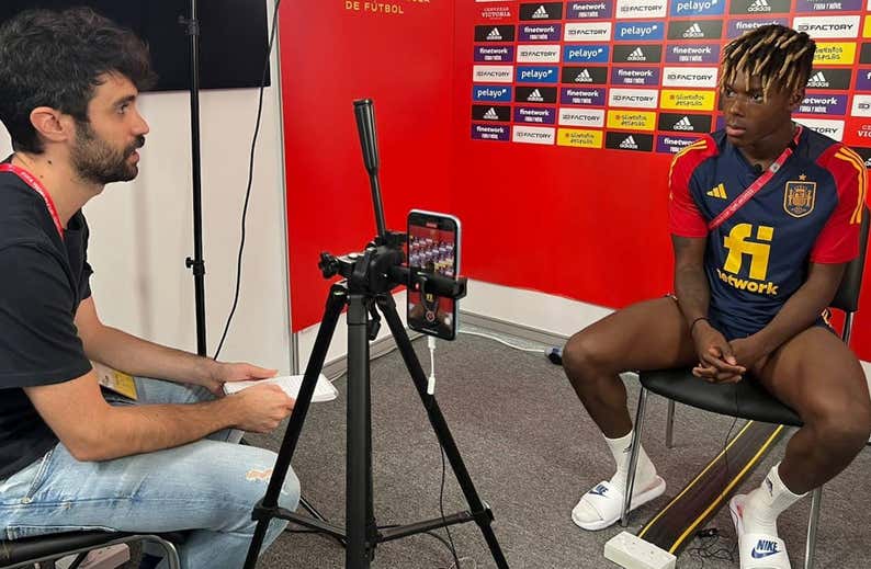 Nico Williams: «Claramente prefiero este lado del cuadro»